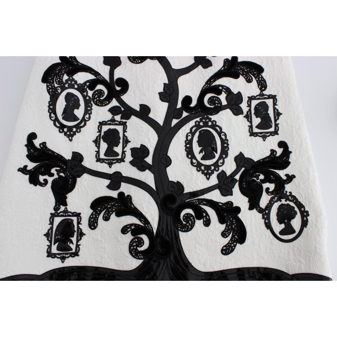White Floral Brocade Family Tree Skirt - coffeewithmee2