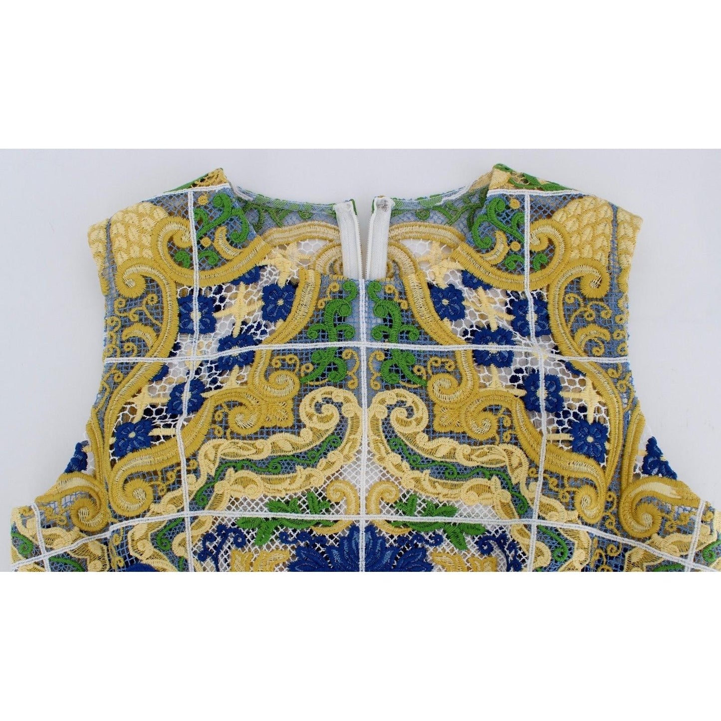 Multicolor Majolica Embroidered Sweater - coffeewithmee2