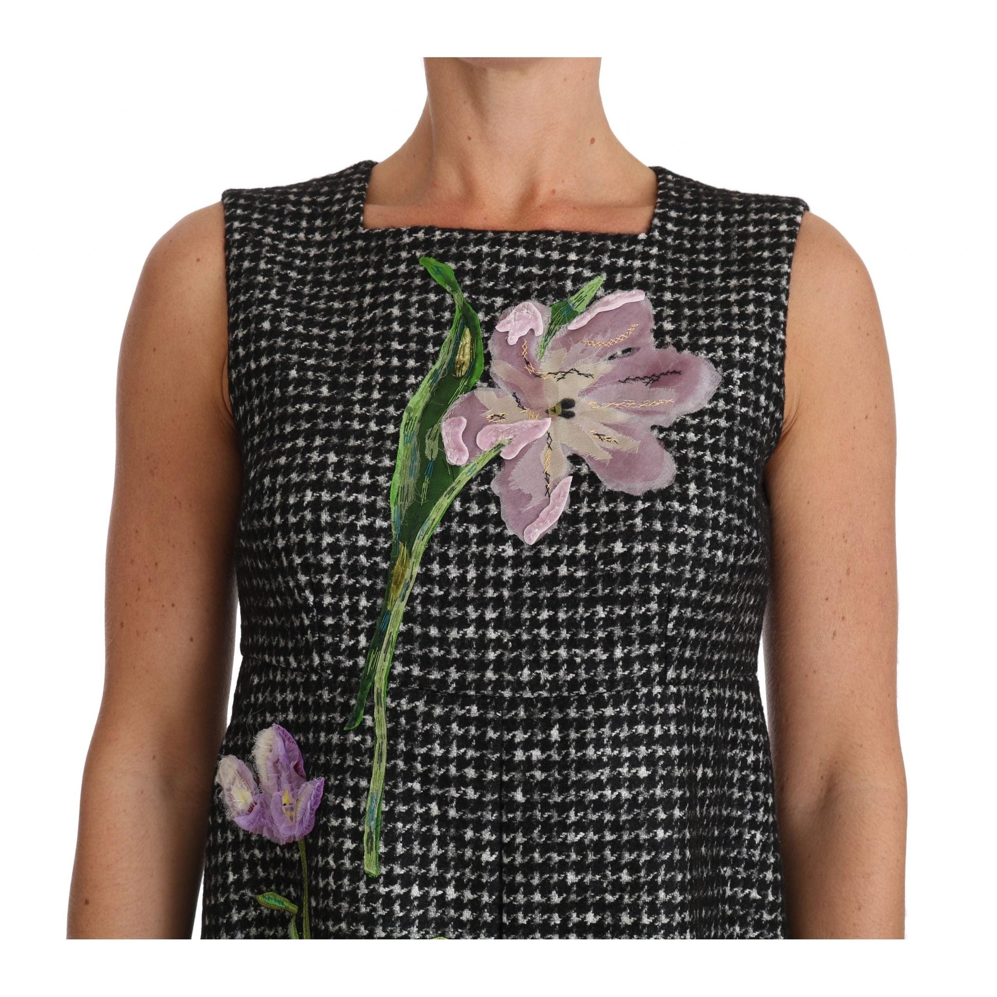 Gray Tulip Embroidered A-Line Shift Dress - coffeewithmee2